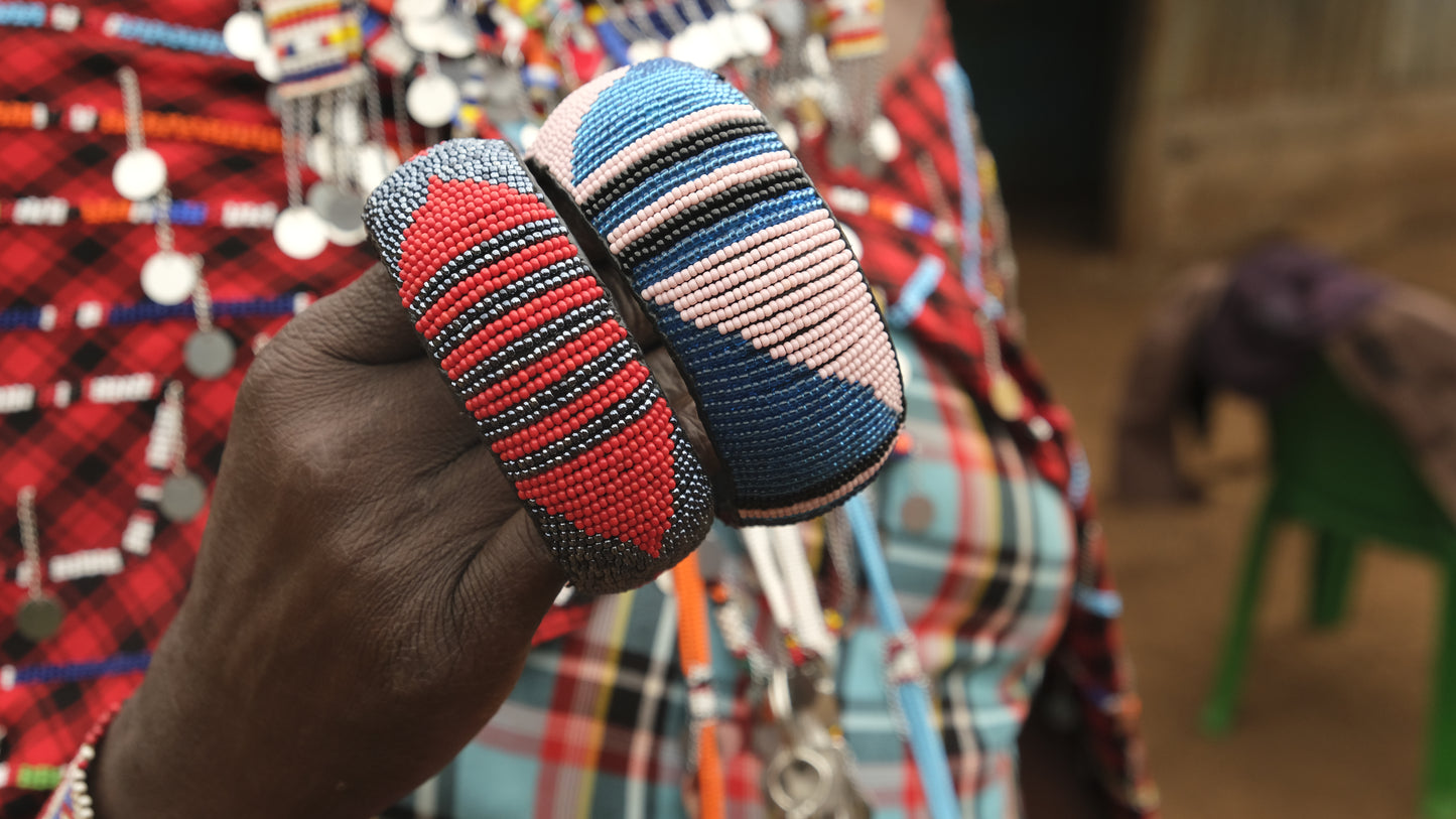 Bracelet, handmade by Maasai women - Olgaria Beads