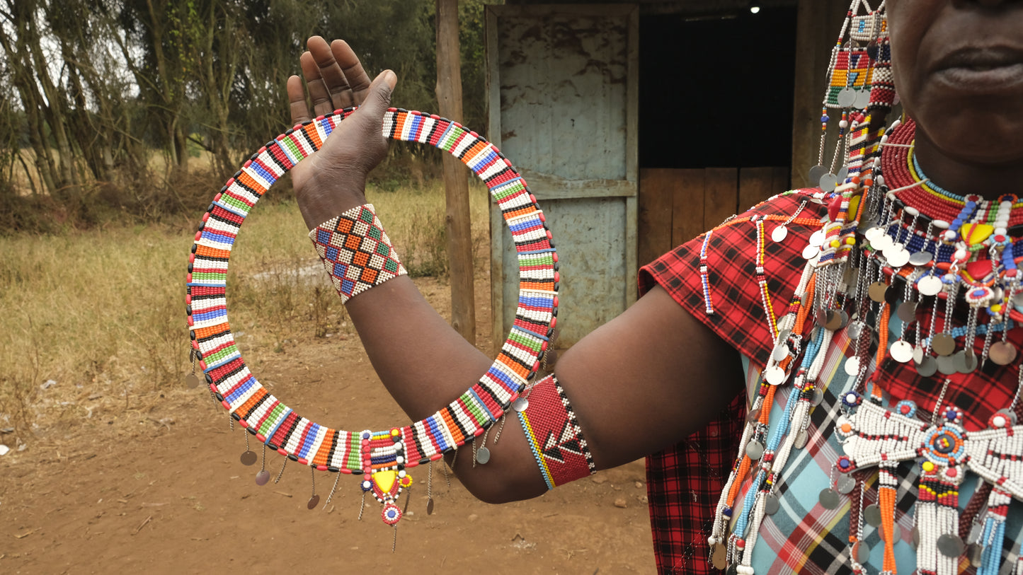 Maasai necklace, handmade by Maasai Women - Olgaria Beads