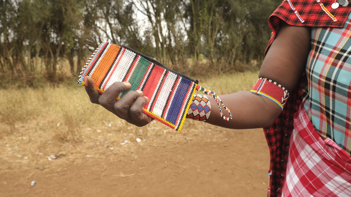 Little colorfull bag, made by Maasai women - Olgaria Beads